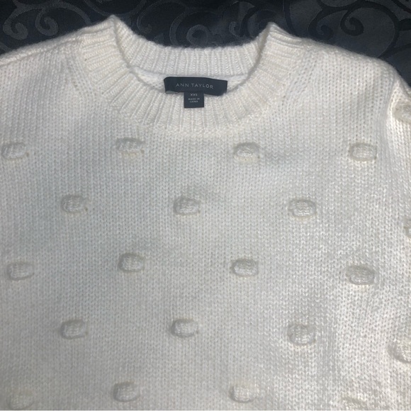 ⭐️NEW⭐️ Ann Taylor Cream/Off White Popcorn Stitched Pullover Sweater - Picture 13 of 13